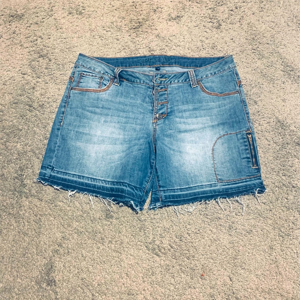 Simply Blue Boyfriend Taryn Shorts 🌷